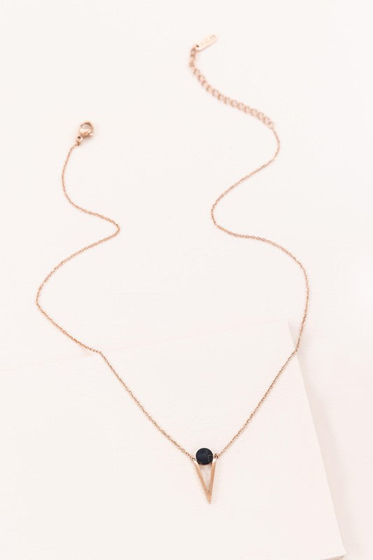 Tensly Point Stone Necklace Gold