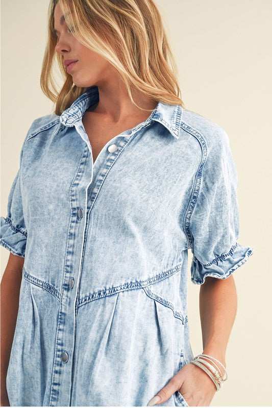 Ruffled Short Sleeve Buttoned Denim Dress