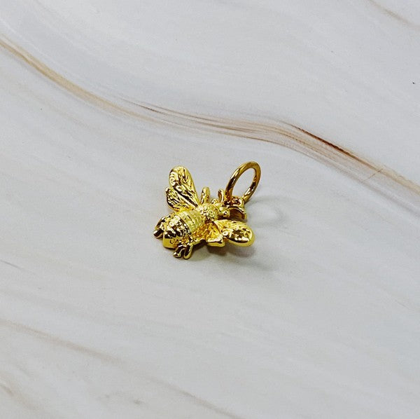 Bee The Queen Seamless Charm Necklace