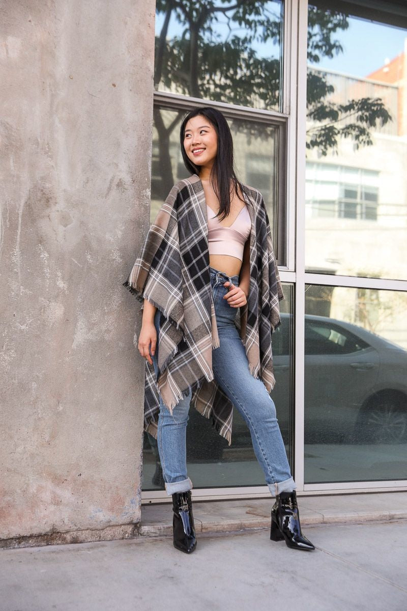 Lightweight Plaid Ruana Ponchos Black